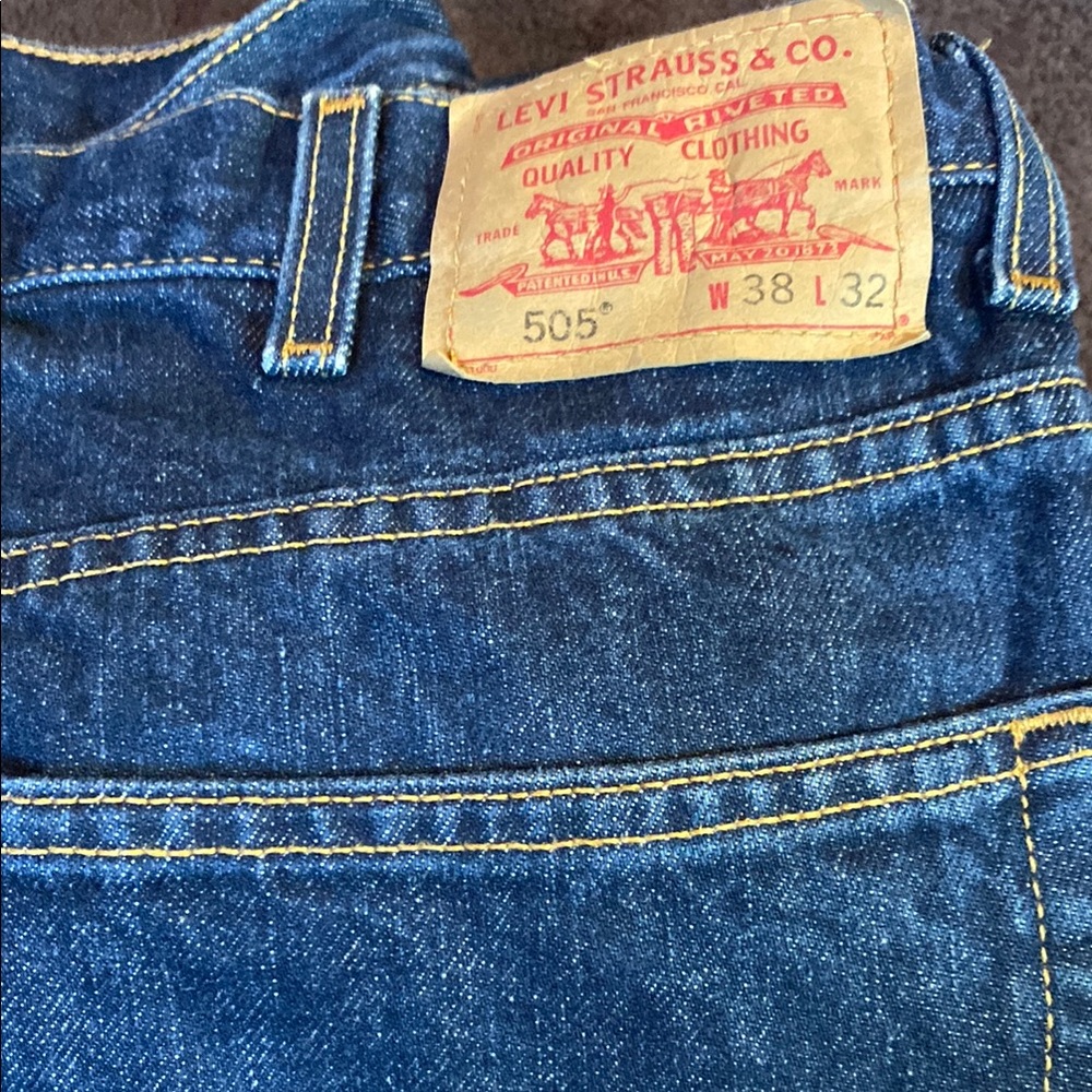 Levi's 505 Blue Jeans Classic Denim sz 38 x 32